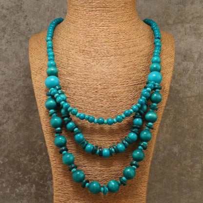 Long collier en perles de bois