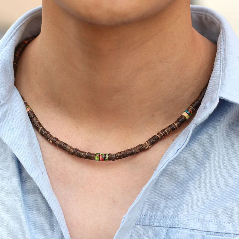 Collier en bois naturel pour homme