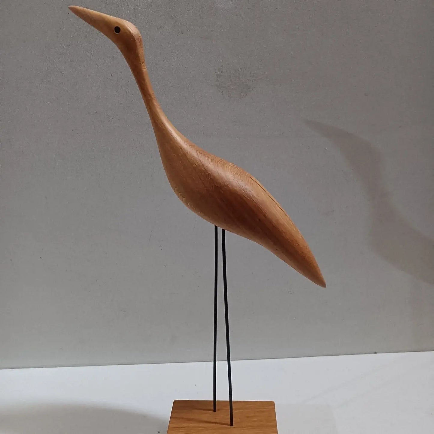 Figurine Auckland en bois massif