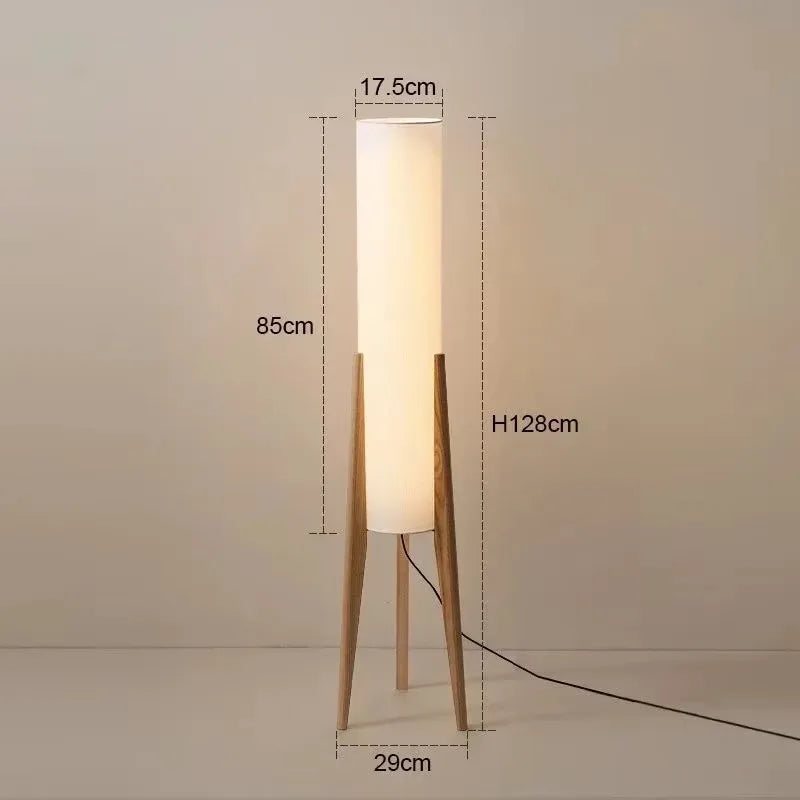 Lampadaire en bois massif