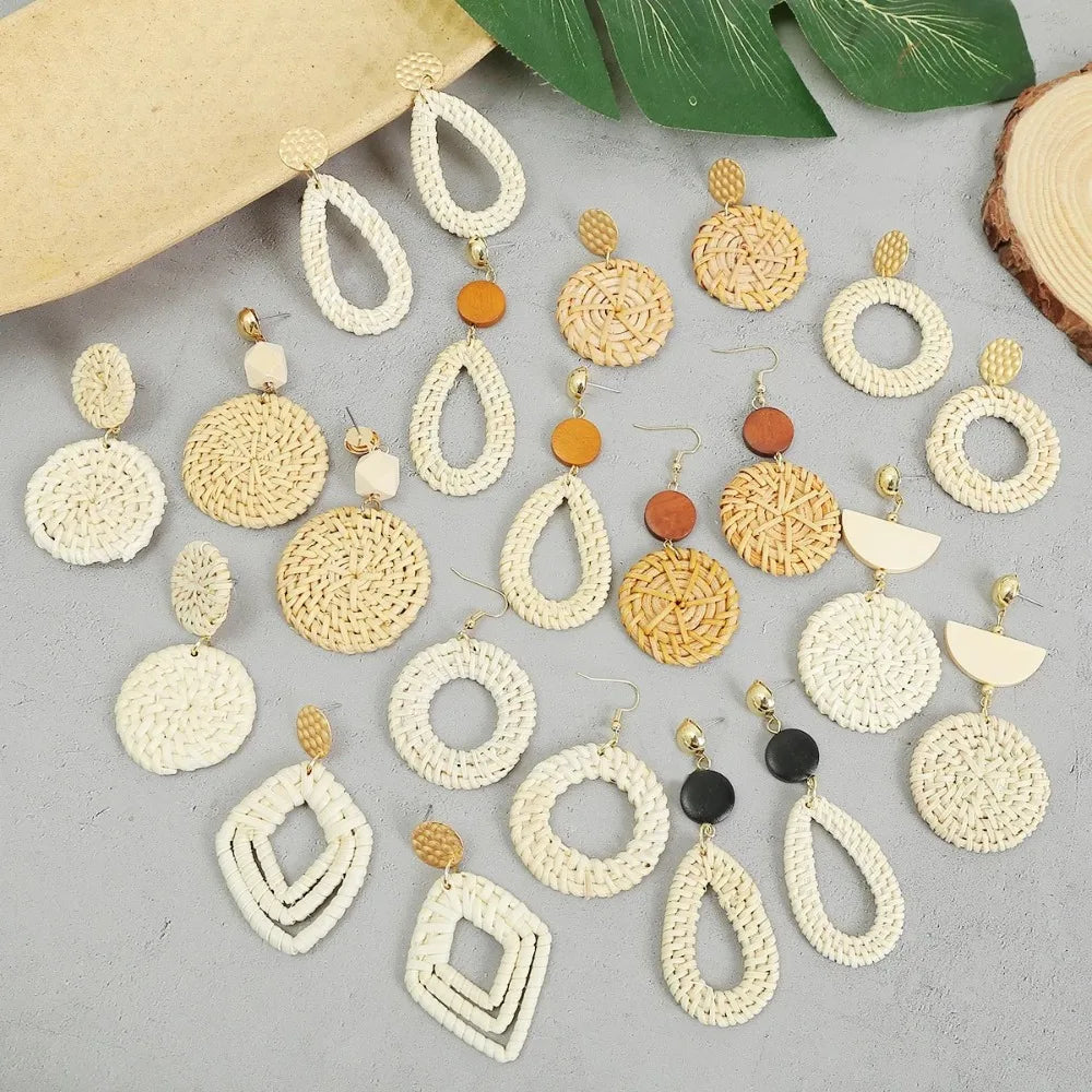 Boucles d'oreilles pendantes en bambou et rotin