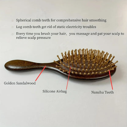 Brosse en Bois de Santal Sculptée