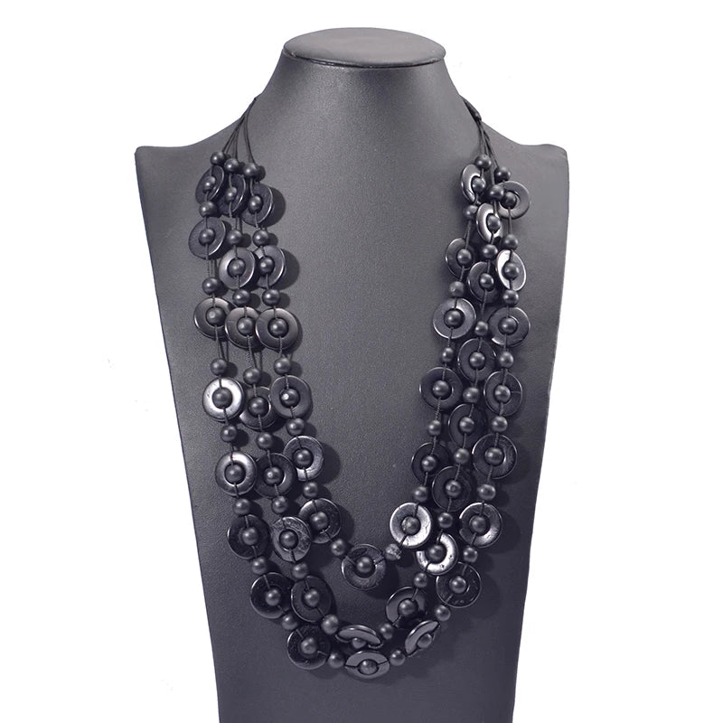 Collier multicouche en perles de bois