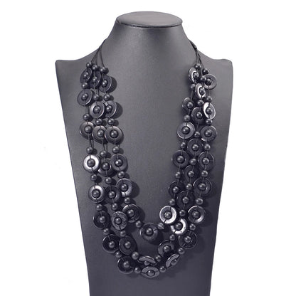 Collier multicouche en perles de bois