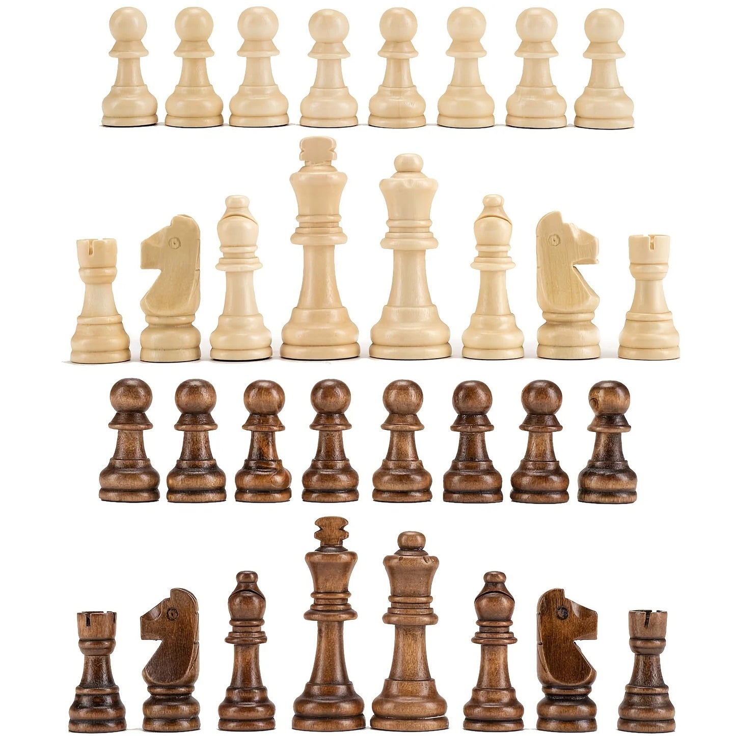 Pièces de jeu d'échecs en bois naturel