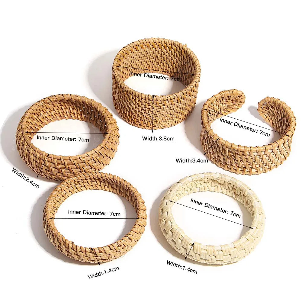 Bracelet large en bambou et rotin tressé