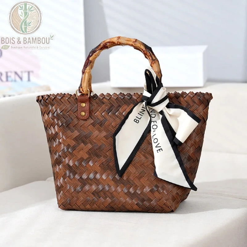 Sac cabas moyen en paille tressée à poignée bambou et foulard noir et blanc