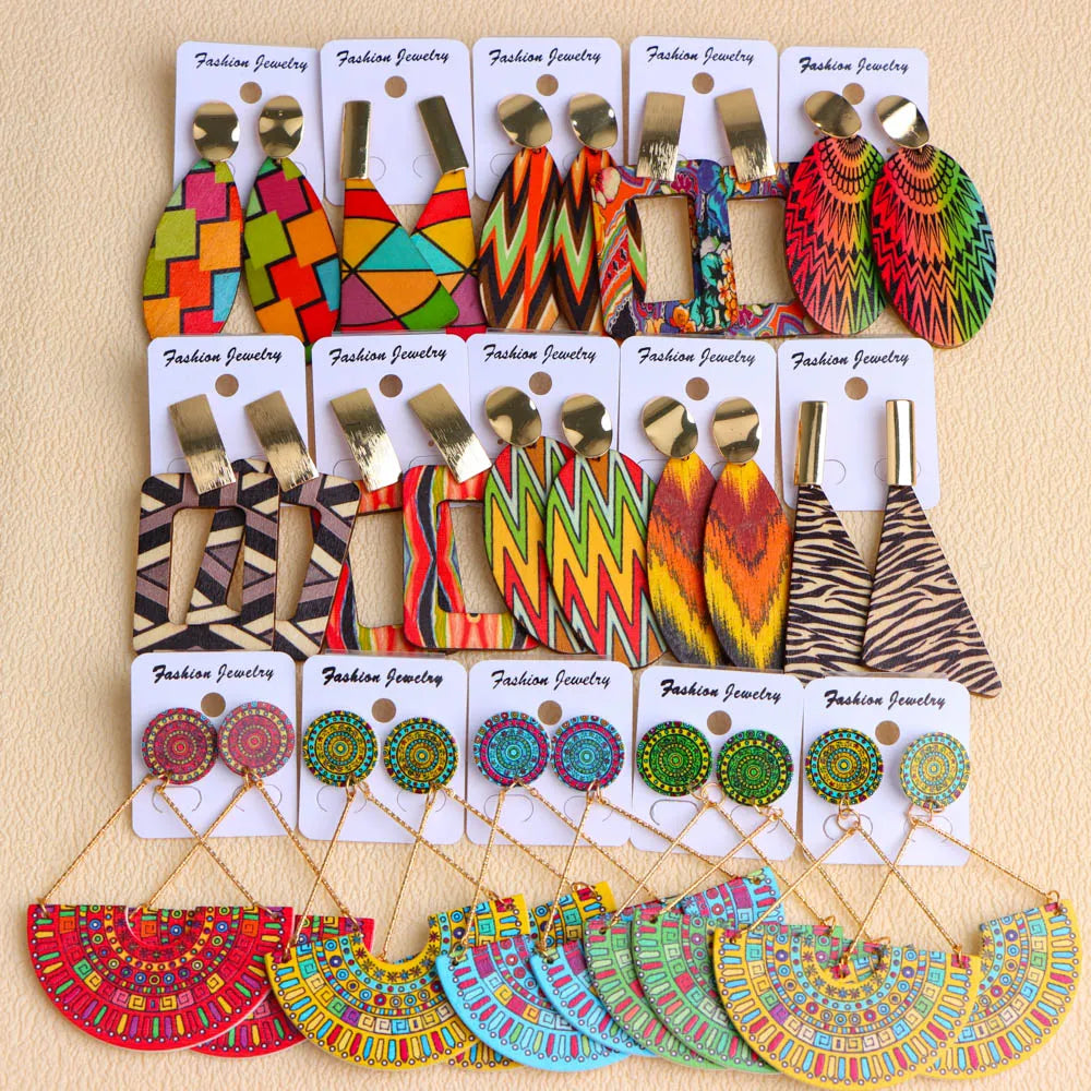 Lot de 10 paires de boucles d'oreilles en bois multicolores