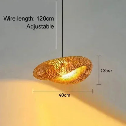 Lustre en bambou tressé
