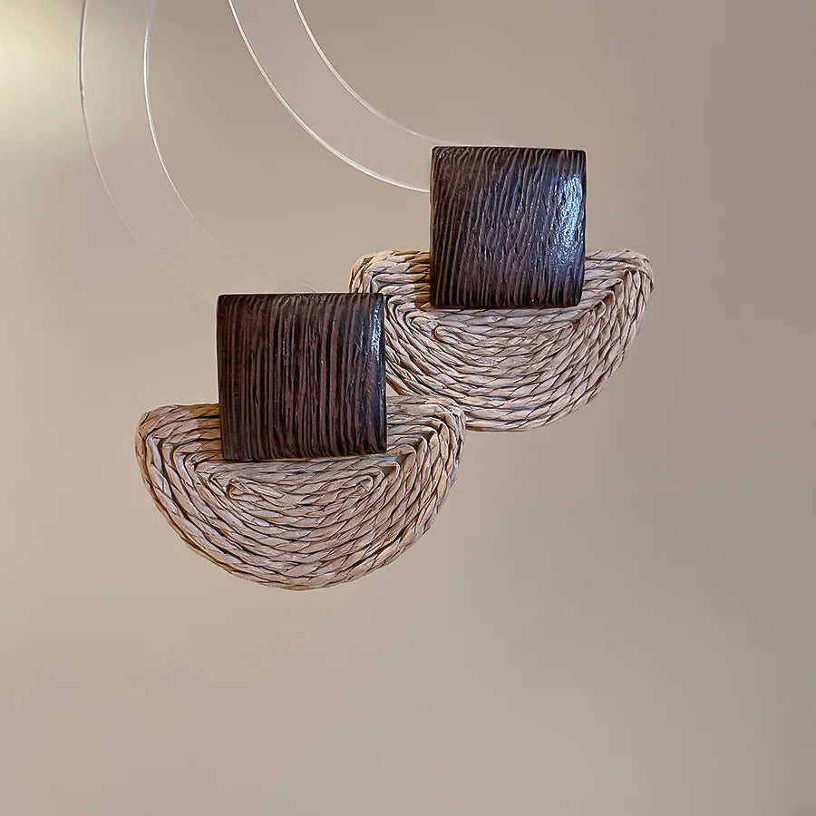 Boucles d'oreilles bohèmes en bois et raphia