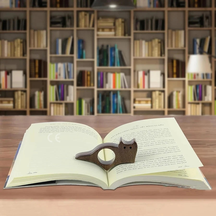 Marque-page anneau de lecture en bois