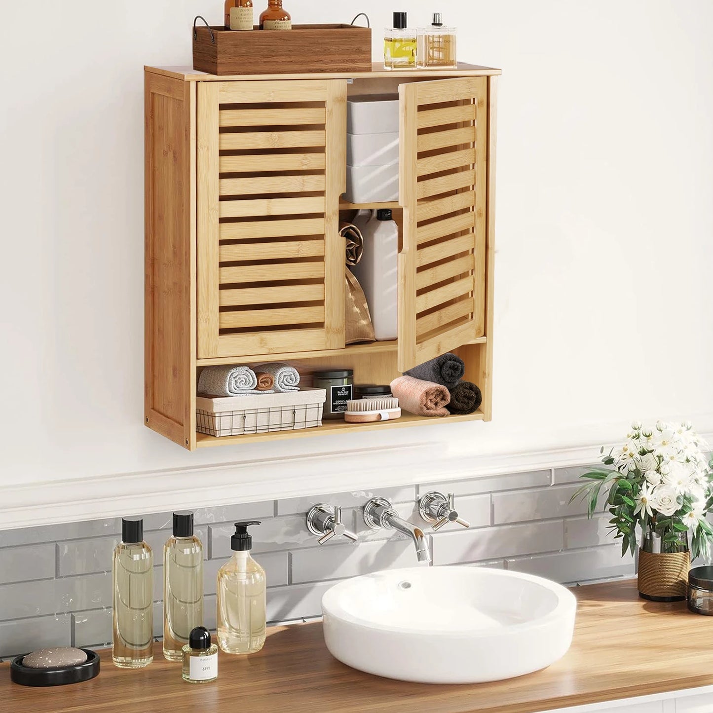 Armoire de salle de bain murale en bambou