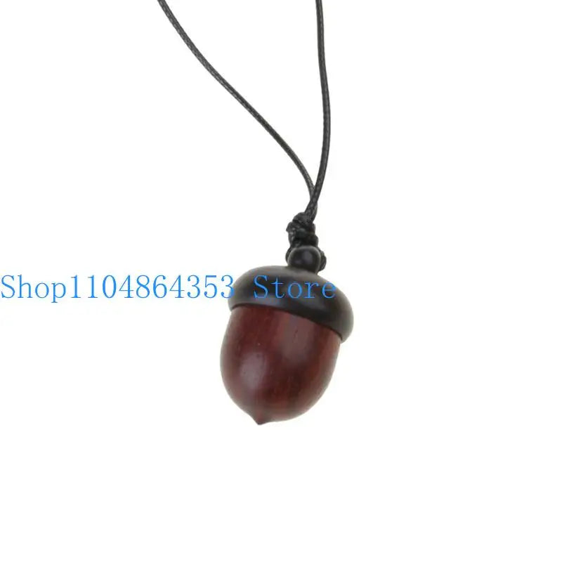 Collier pendentif gland en bois