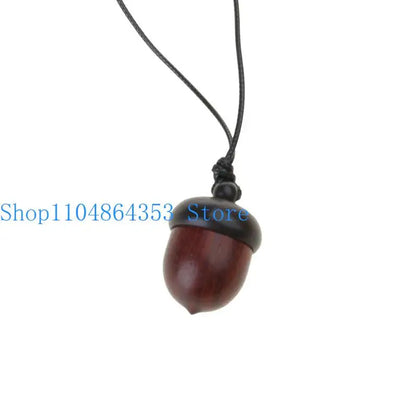 Collier pendentif gland en bois