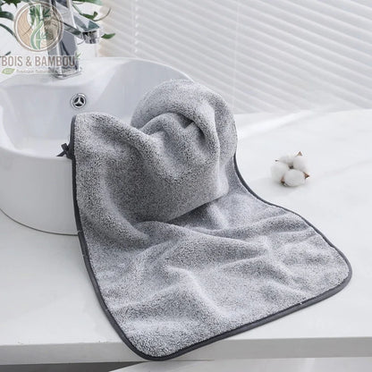 Serviette de toilette en bambou coloris gris uni, format visage