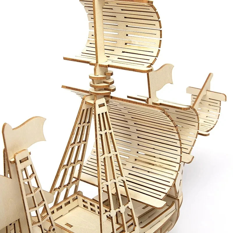 Voilier en bois de collection