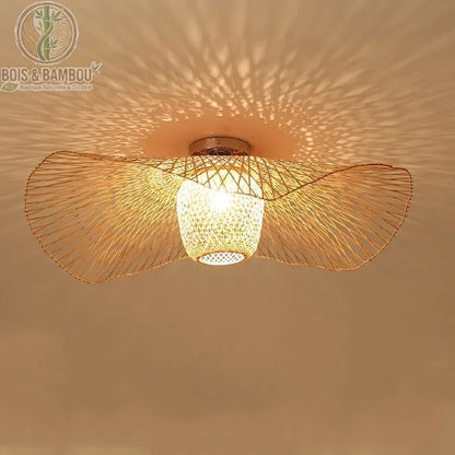 Suspension bambou aérienne vue du dessous diffusion lumière tamisée plafond