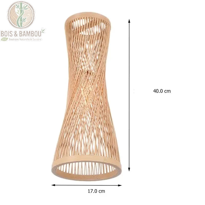 Gros plan suspension bambou sablier tressé naturel hauteur 40 cm