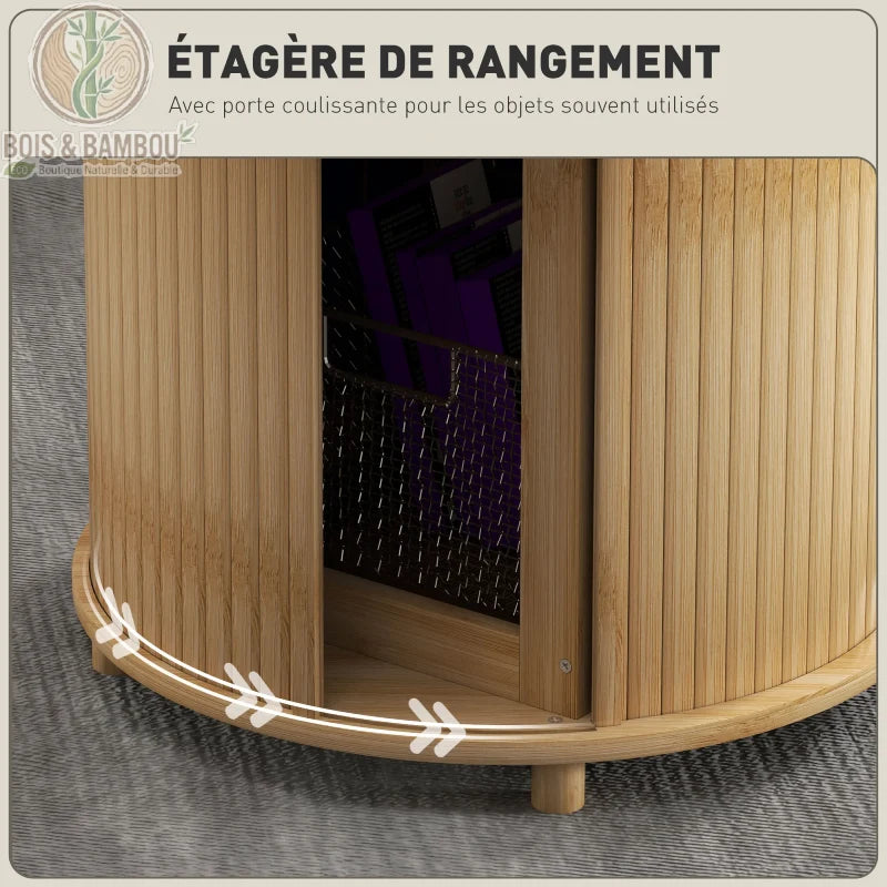 Table Basse en Bambou descriptif 2. Zoom sur l'étagère de rangement intégrée avec porte coulissante en lattes de bambou, idéale pour organiser les objets du quotidien avec élégance.