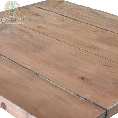 Plateau carré en teck recyclé de la table basse pliante vu de dessus