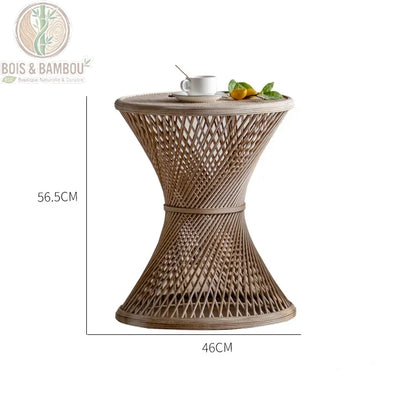 Table basse ronde en rotin et bambou petite dimensions. Schéma technique d'un bout de table en rotin au design sablier indiquant ses dimensions : 46 cm de diamètre et 56,5 cm de hauteur totale.