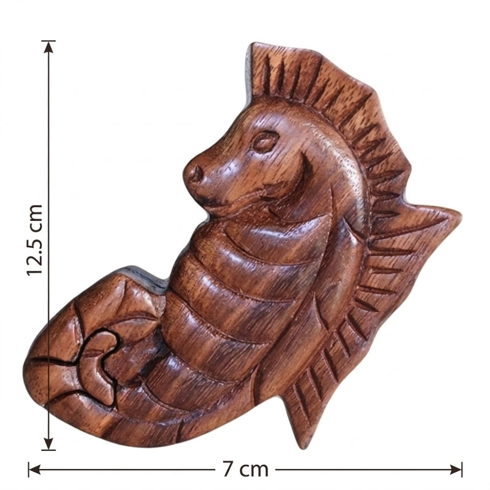 Boîte à bijoux en bois sculpté hippocampe, dimensions 12,5 par 7 par 6 cm