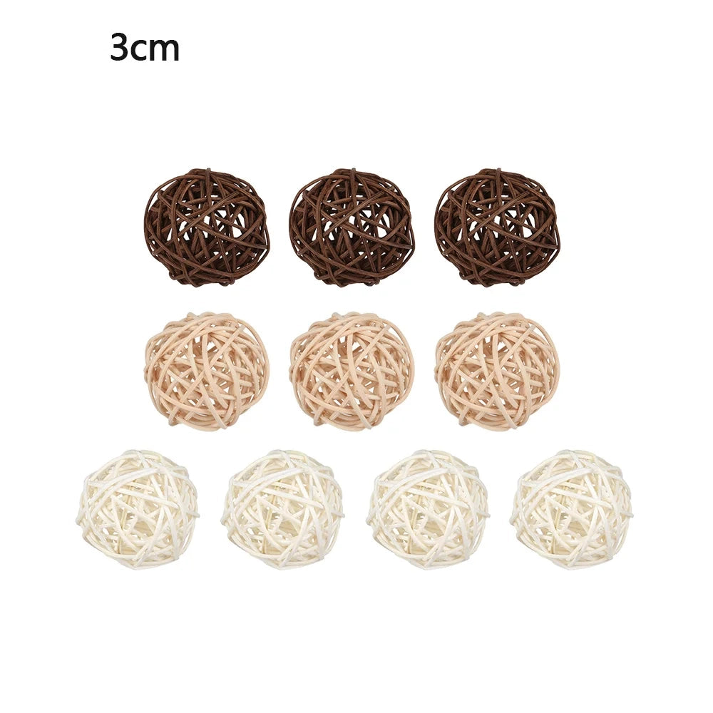 Lot de 10 boules en rotin de 3 cm blanc naturel et café