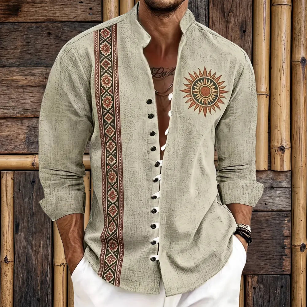 Chemise homme en fibre de bambou, bande brodée florale ethnique et patch soleil mandala sur la poitrine