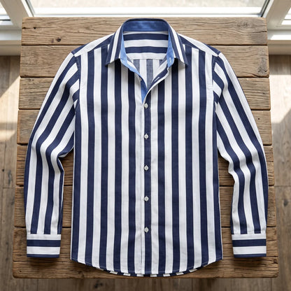 Chemise homme en fibre de bambou manches longues rayée bleu marine, col classique avec liseré bleu clair intérieur