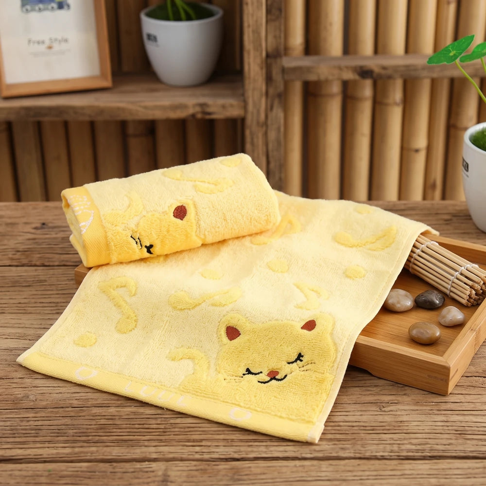 Ensemble de 2 serviettes en bambou, coloris jaune, motif chat brodé, 25 par 50cm