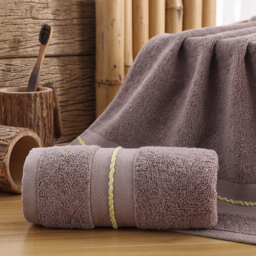 Serviette en bambou haut de gamme, coloris café, bordure tissée