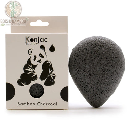 Éponge konjac visage noire au charbon de bambou avec son emballage