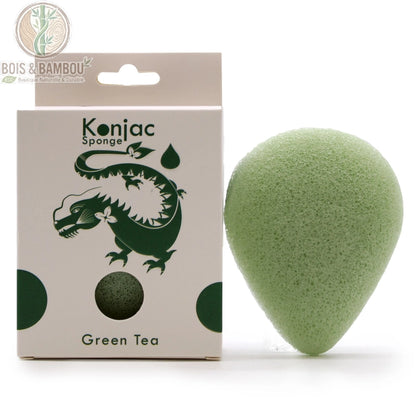 Éponge konjac visage verte au thé vert avec son emballage