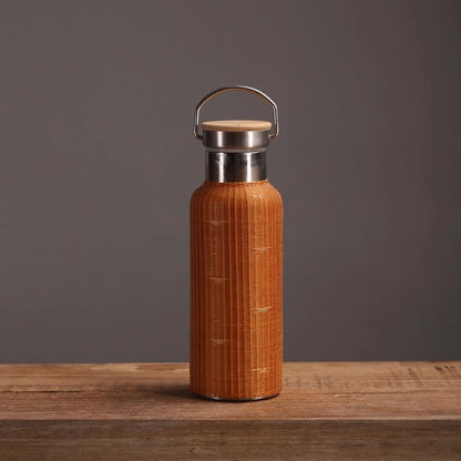 Gourde en bambou tressé isotherme finition rousse tressage fin
