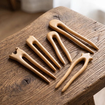 Pics à cheveux en U en bois de pêcher massif, 5 modèles style ancien têtes sculptées