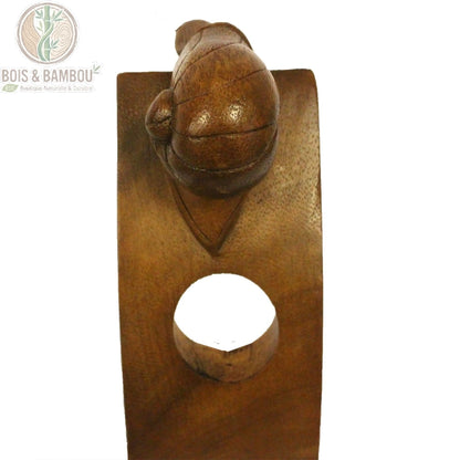 Porte-bouteille en équilibre bois brun, détail coquille sculptée escargot sur socle Bois Et Bambou Eco