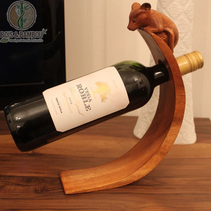 Porte-bouteille en équilibre en bois brun sculpté souris, bouteille de vin sur table Bois Et Bambou Eco