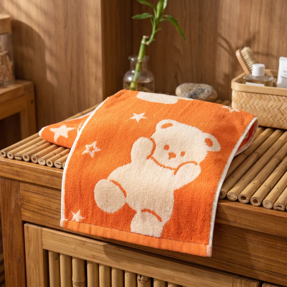 Serviette en bambou pour enfant, motif ourson étoilé orange, 25 par 48cm