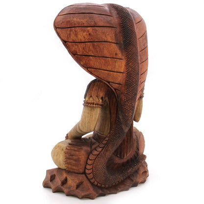Statue de Shiva au cobra en bois de Suar, vue de dos avec le corps du serpent le long de la chevelure