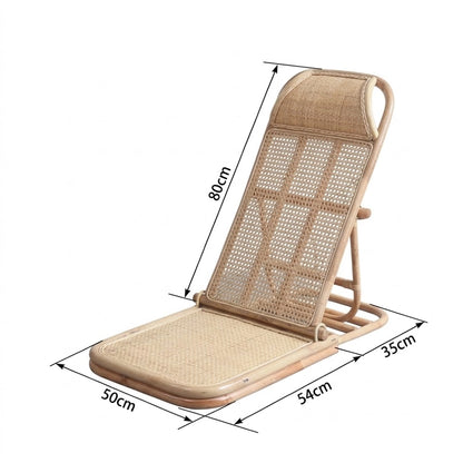 Transat bas en rotin naturel, dimensions : dossier 80 cm, assise 54 cm, largeur 50 cm, piètement arrière 35 cm